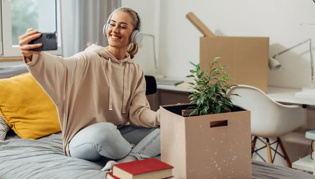 photo-of-a-female-student-getting-ready-for-summer-storage